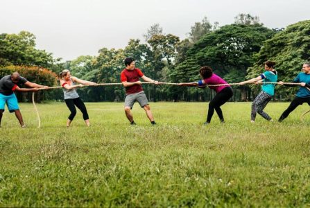 Tauziehen bei der Action-Fun Challenge